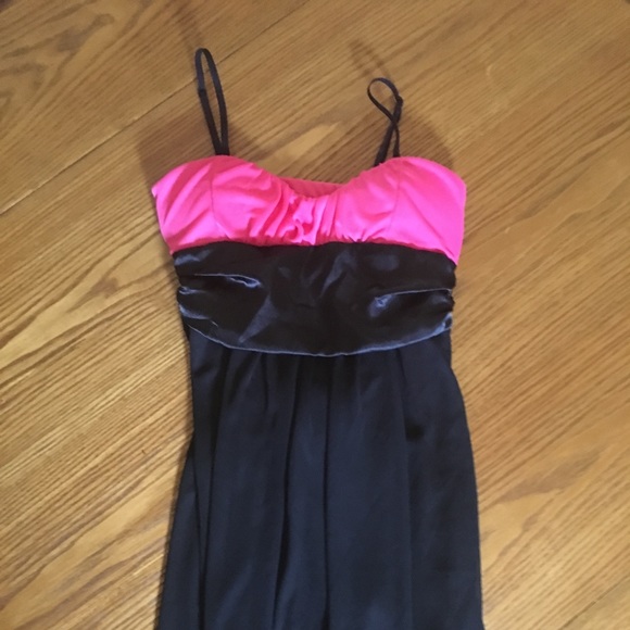 Juniors Medium Dress - Picture 1 of 2